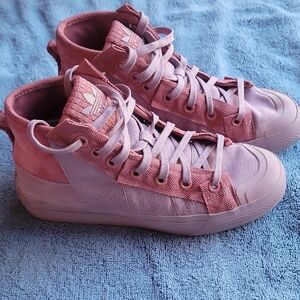 Adidas Mens Rose High-Top Sneakers